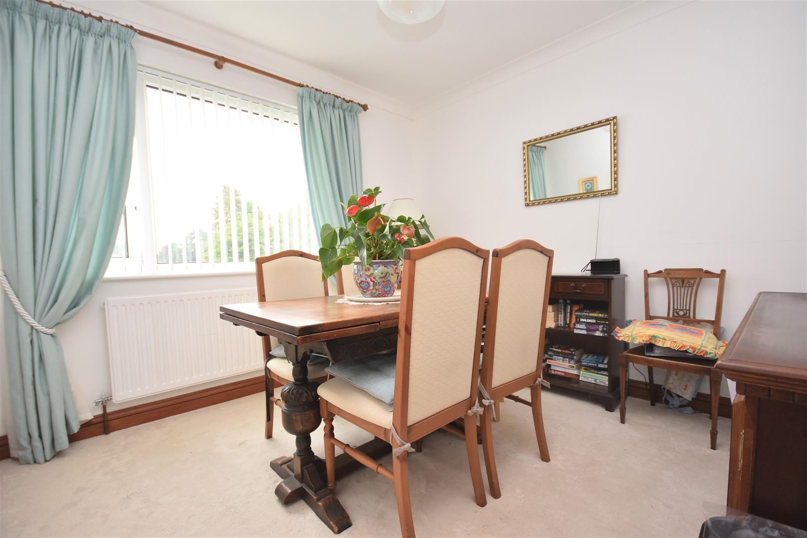 12 Albany Court, Beach Road, Penarth, CF64 1JU